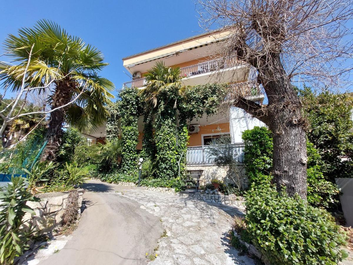 Apartments Faran Crikvenica Ngoại thất bức ảnh