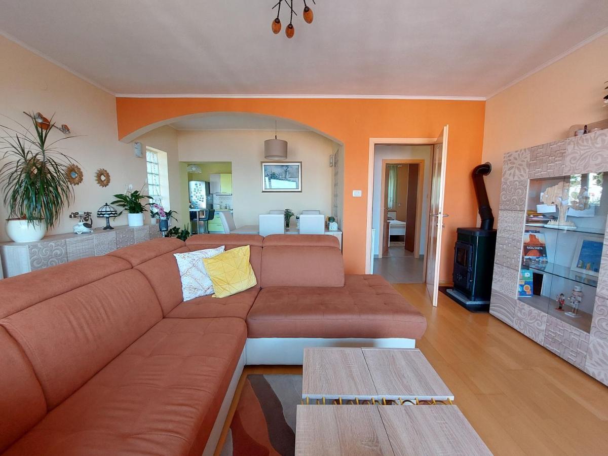 Apartments Faran Crikvenica Ngoại thất bức ảnh